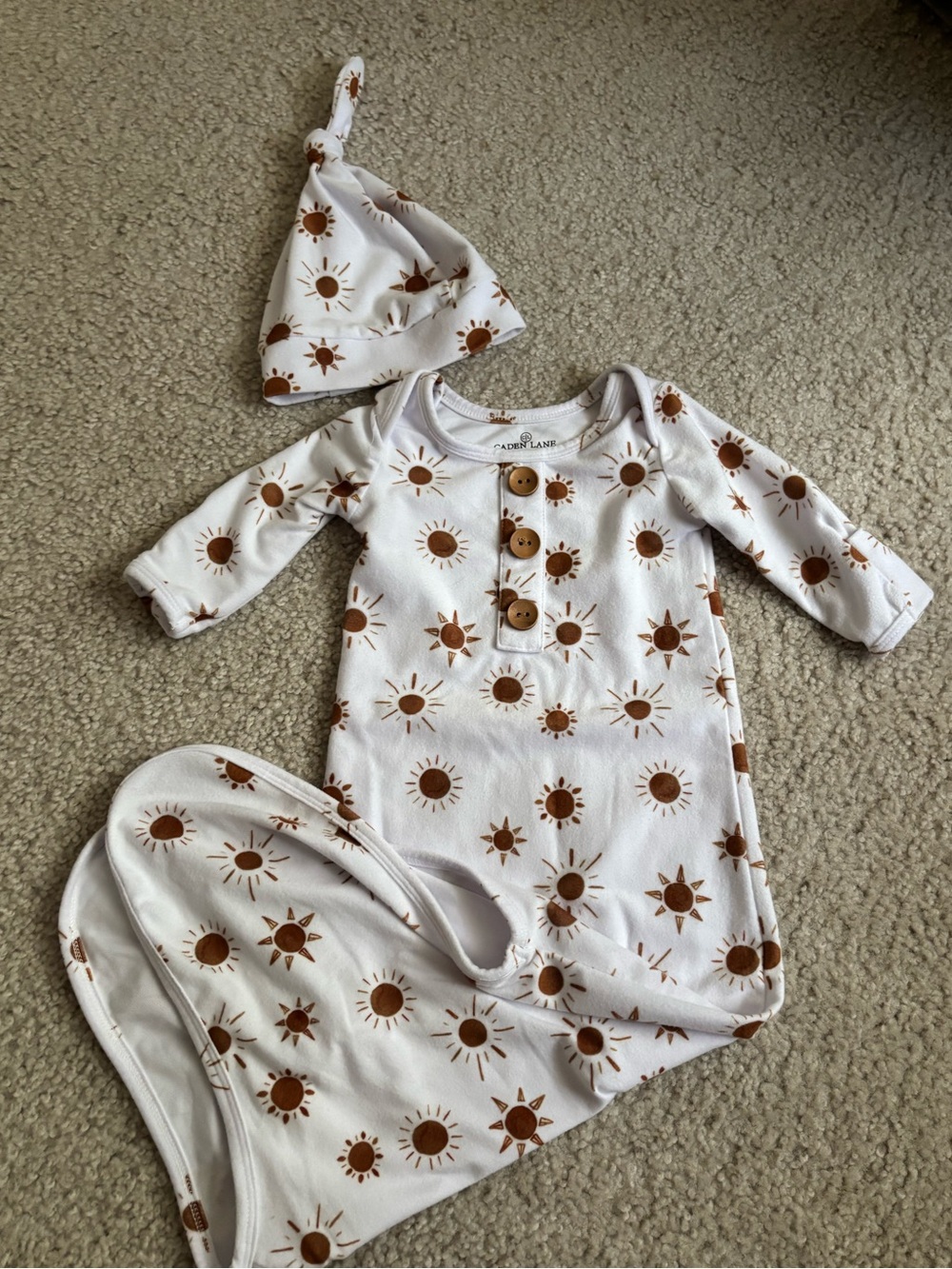 Caden Lane Knotted Gown and Hat